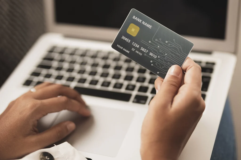 Cartão de crédito e faturamento mensal